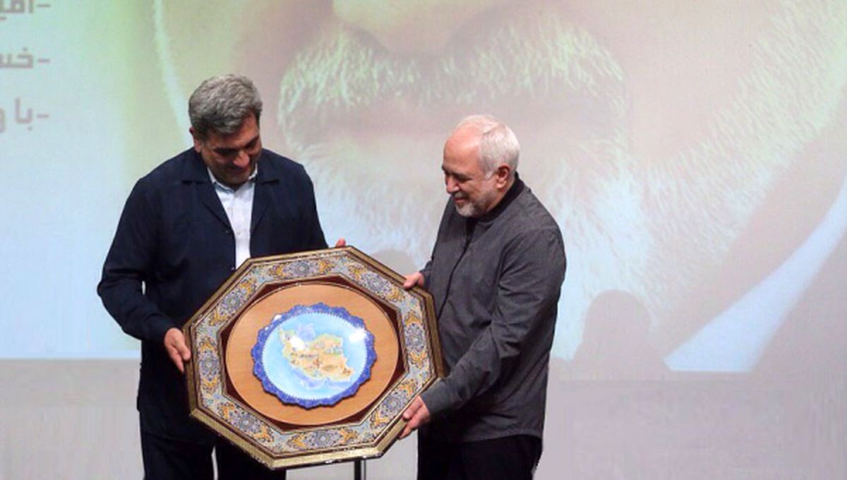 ظریف: افتخار می‌کنم که برای دفاع از ایران و مردم کشورم تحریم شدم