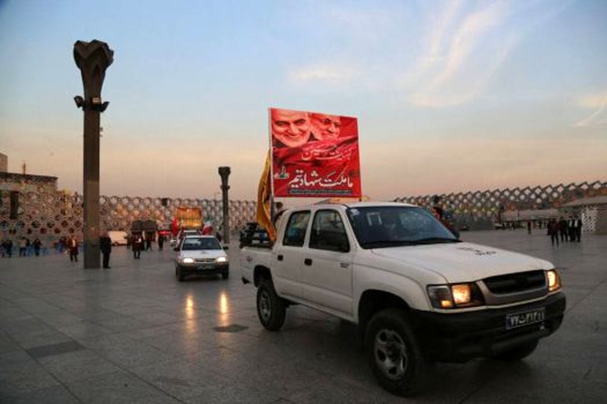 سوگواری برای مرد میدان در قلب طهران