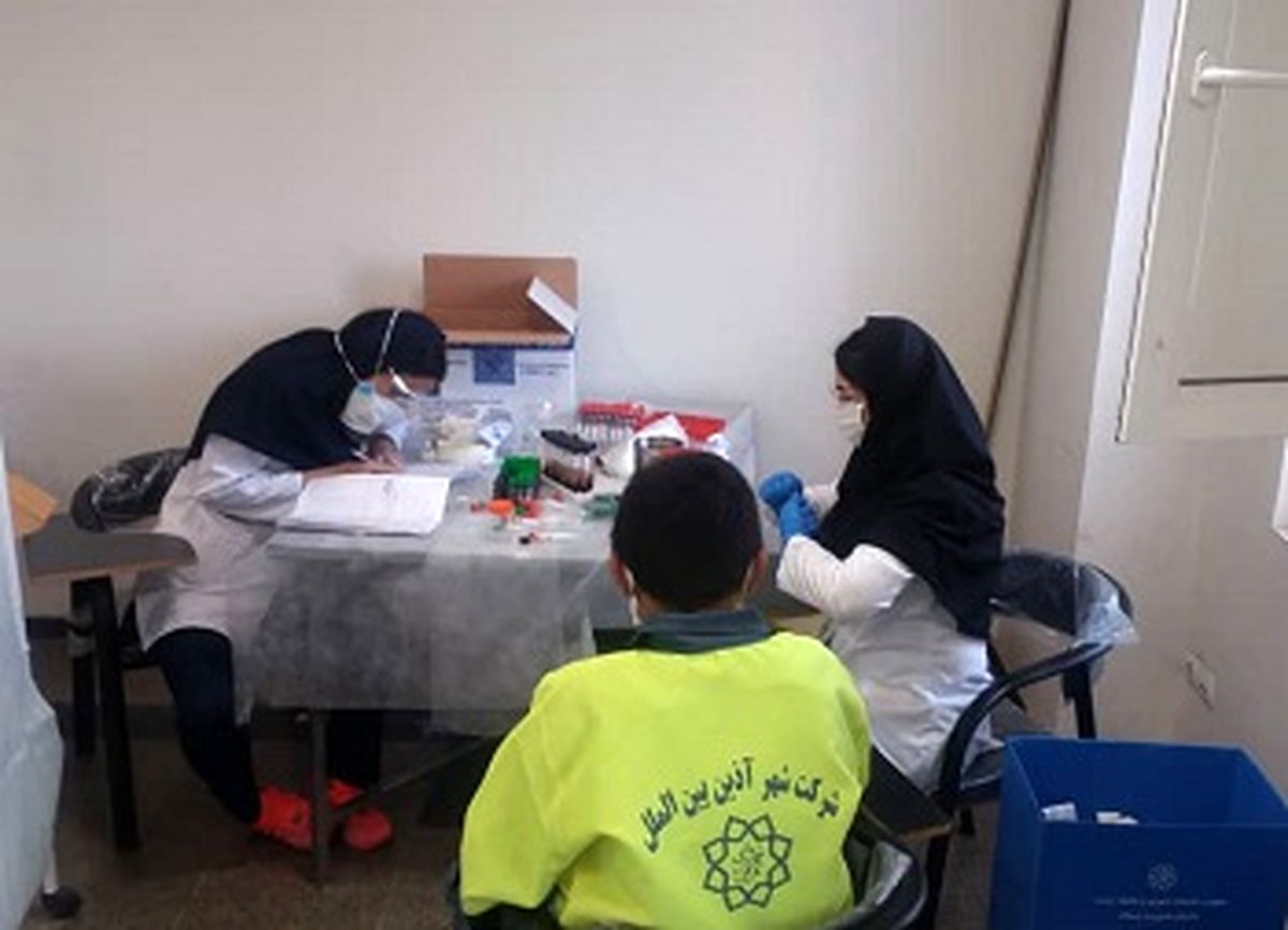 سلامت ۷۰۰ پاکبان و کارگرخدمات شهری در منطقه ۲ غربالگری می شود