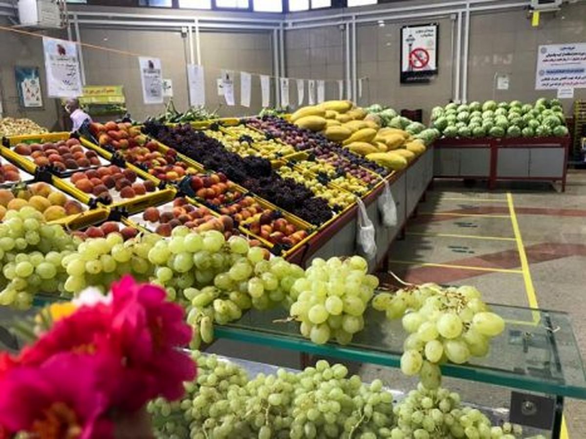 کاهش قیمت ۱۳ محصول میادین میوه و تره بار در نیمه تابستان