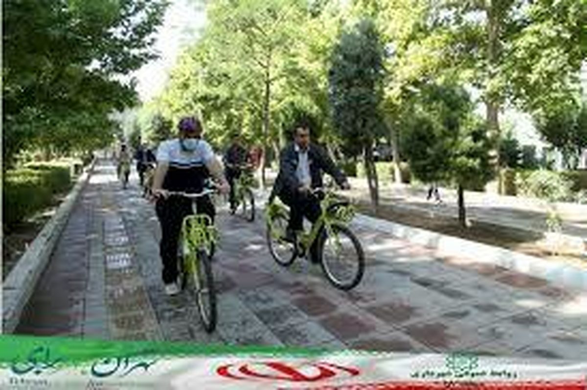 تجربه روز بدون خودرو برای شهروندان منطقه۲ در خیابان ایران زمین