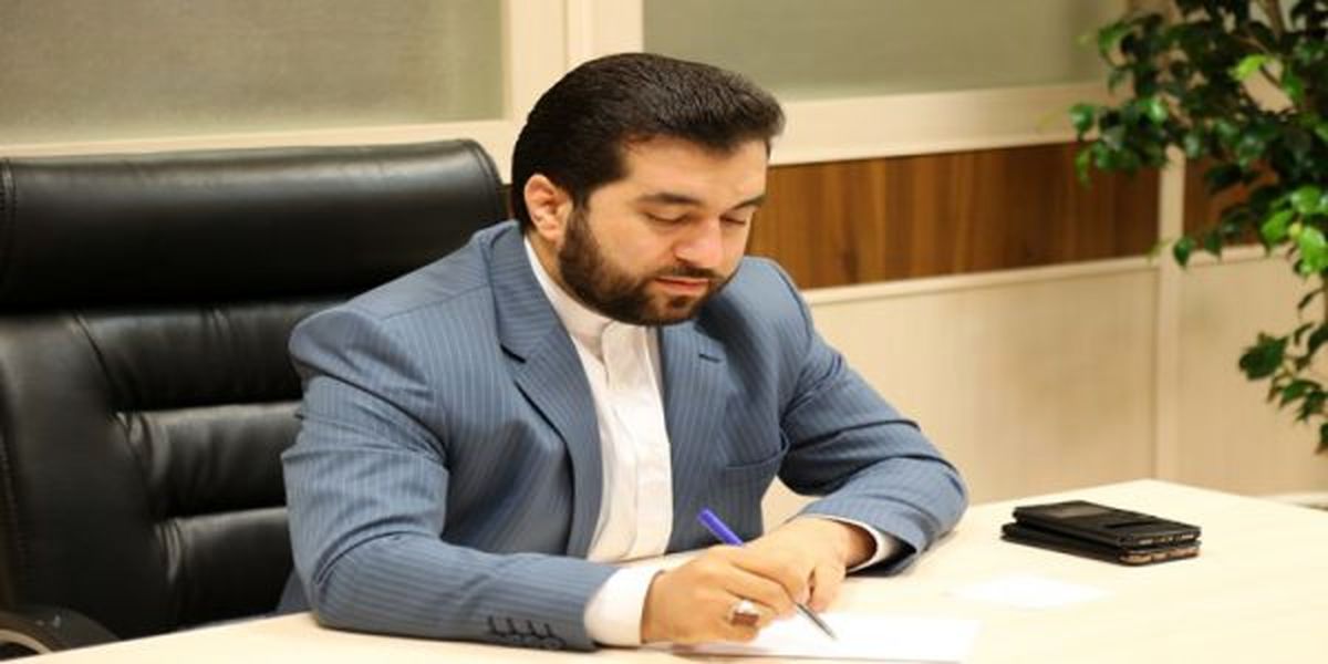احمدی : آتشنشانان در صف اول خدمترسانی قرار دارند