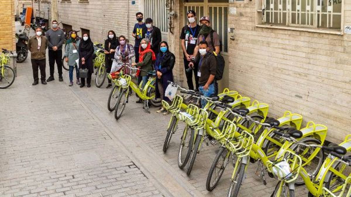 اولین تور گردشگری و عکاسی با دوچرخه در قلب طهران