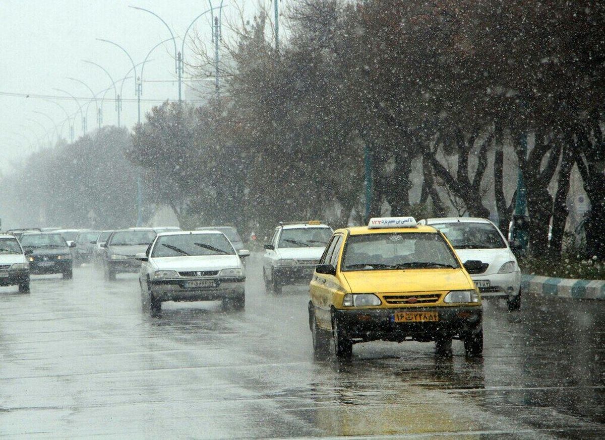 کاهش ۵ تا ۷ درجه‌ای دمای هوا در نوار شمالی کشور و بارش برف و باران در اکثر استان‌های کشور