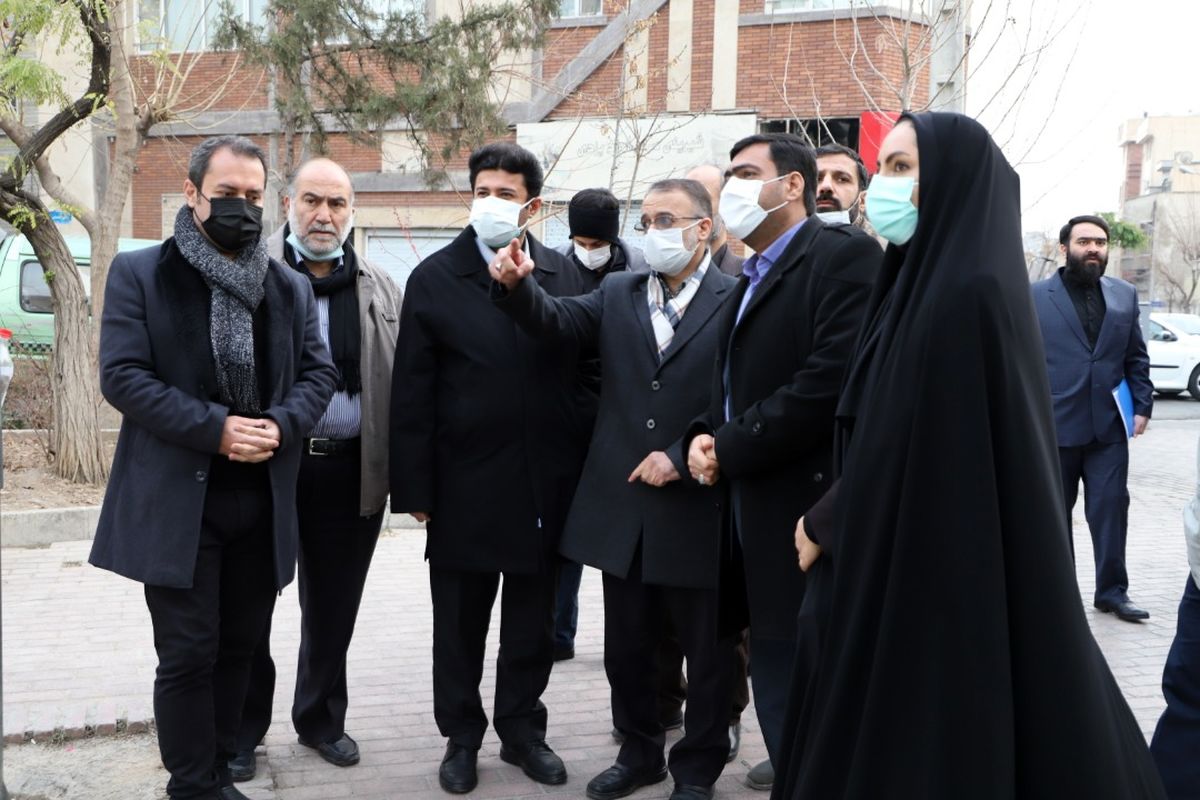 دیدار مردمی عضو شورای اسلامی شهر تهران با شهروندان محله نظام آباد در مسجد شریفیه