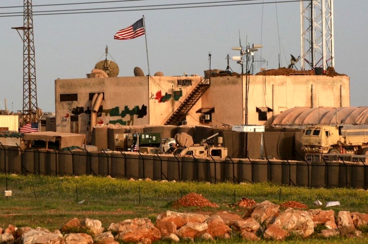 پایگاه نیروهای آمریکایی در سوریه هدف حمله موشکی قرار گرفت