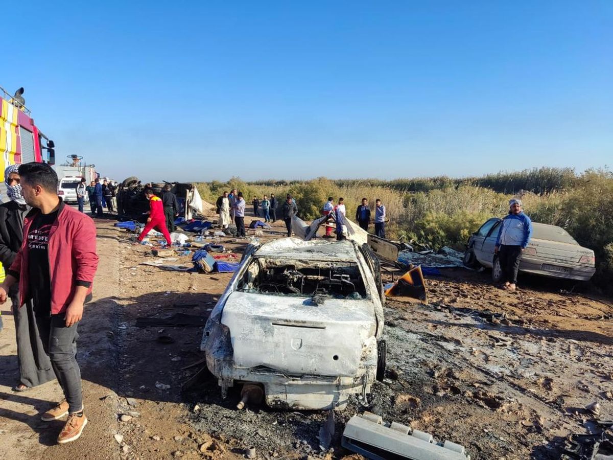 تصادف زنجیره‌ای در جاده اهواز خرمشهر با ۱۰ کشته  امدادرسانی ادامه دارد