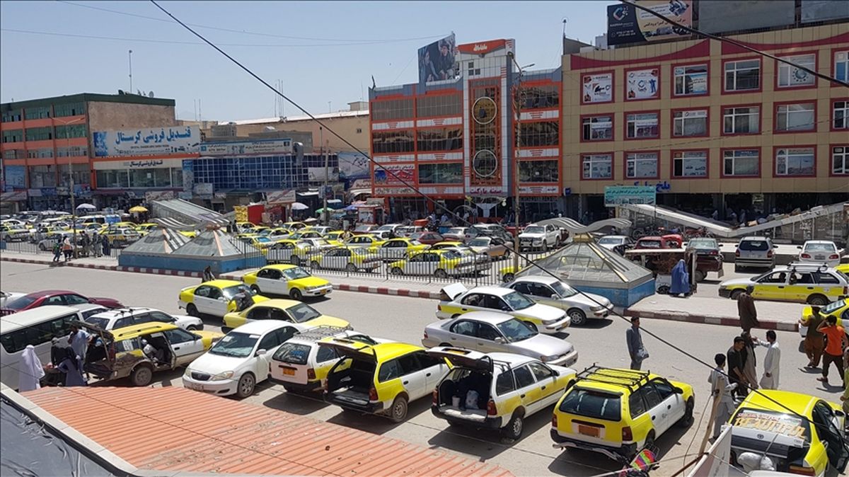 زنان بدحجاب را سوار نکنید پخش موسیقی در خودرو ممنوع