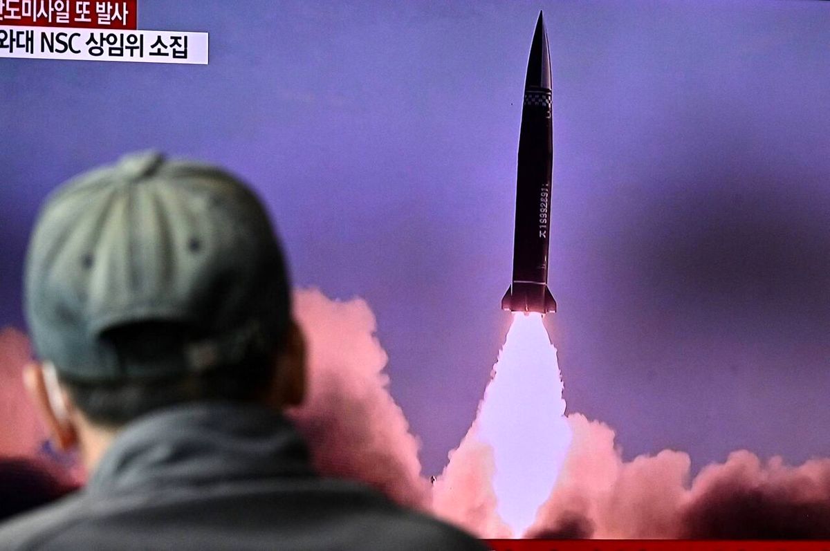 تایید آزمایش موشک میان برد بالستیک از سوی کره شمالی
