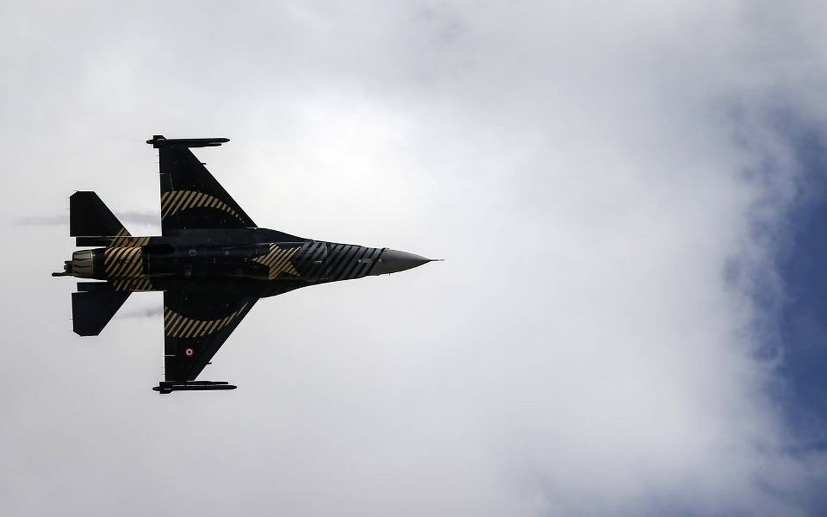 نمایندگان آمریکا خواستار توقف فروش جنگنده اف – ۱۶ به ترکیه شدند