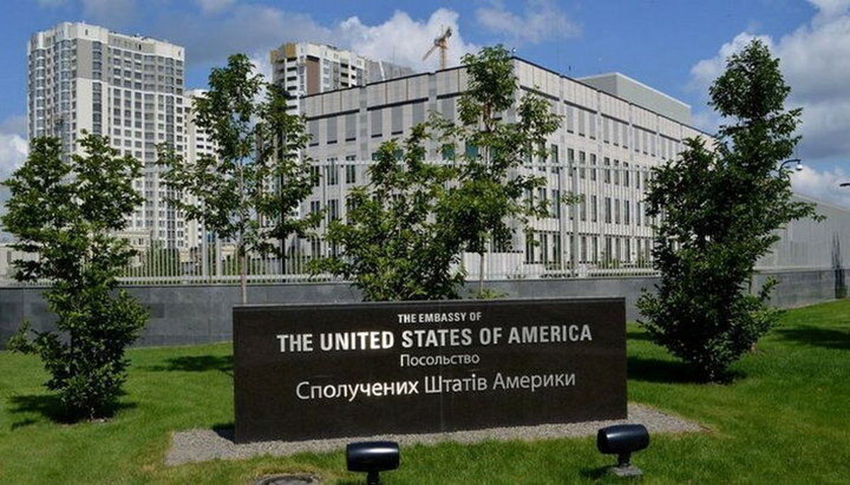 سفارت آمریکا در اوکراین خواستار خروج کارکنان غیرضروری خود شد