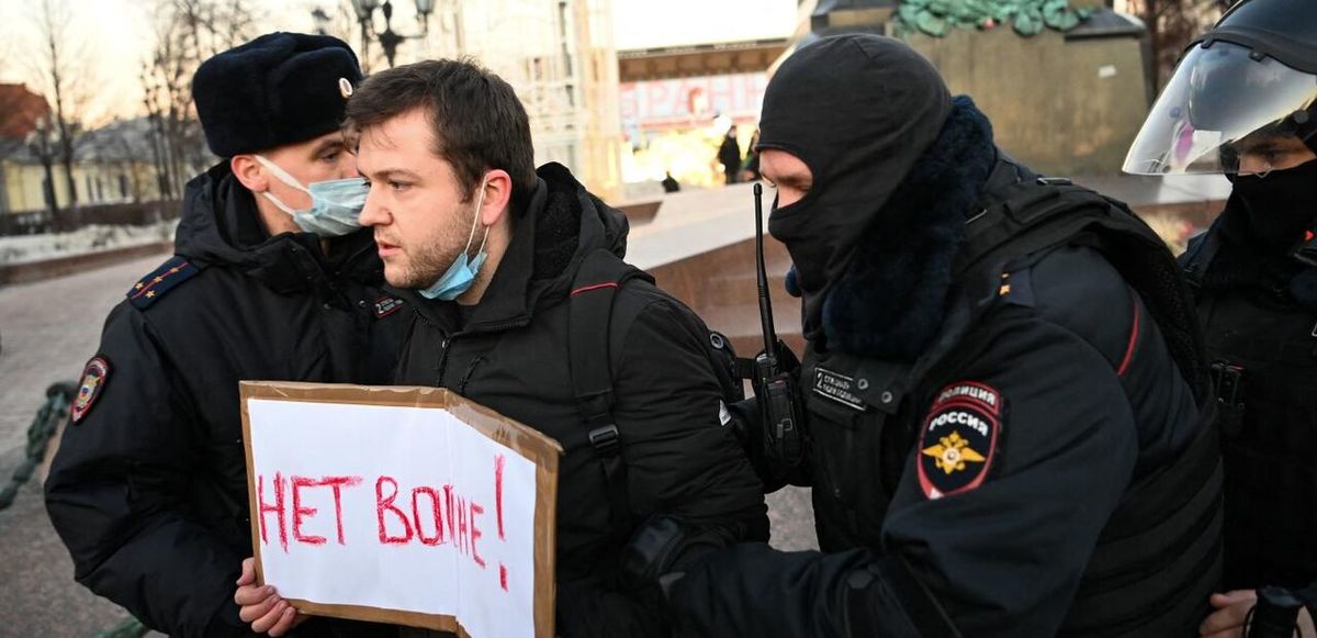 معترضان روس به جنگ اوکراین در 30 شهر دستگیر شدند
