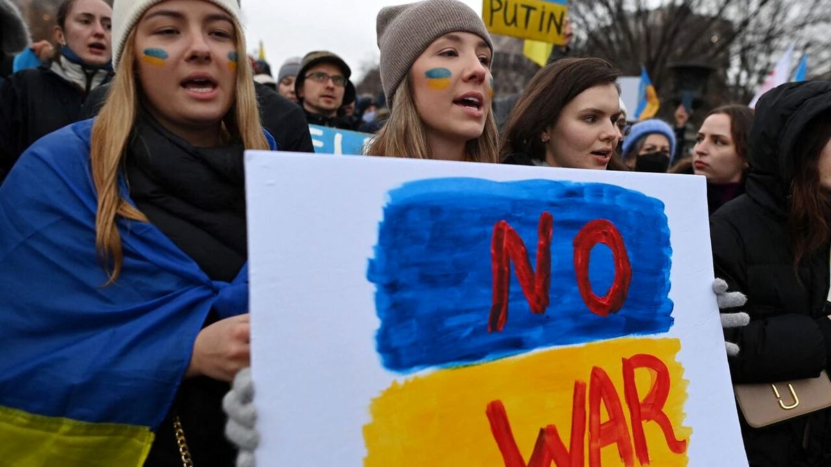 روسیه از دستگیری حدود ۲۵۰۰ معترض به جنگ اوکراین خبر داد