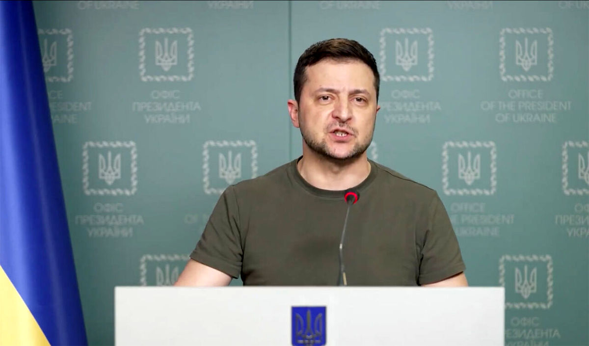 زلنسکی برای نمایندگان کنِست رژیم صهیونیستی سخنرانی میکند