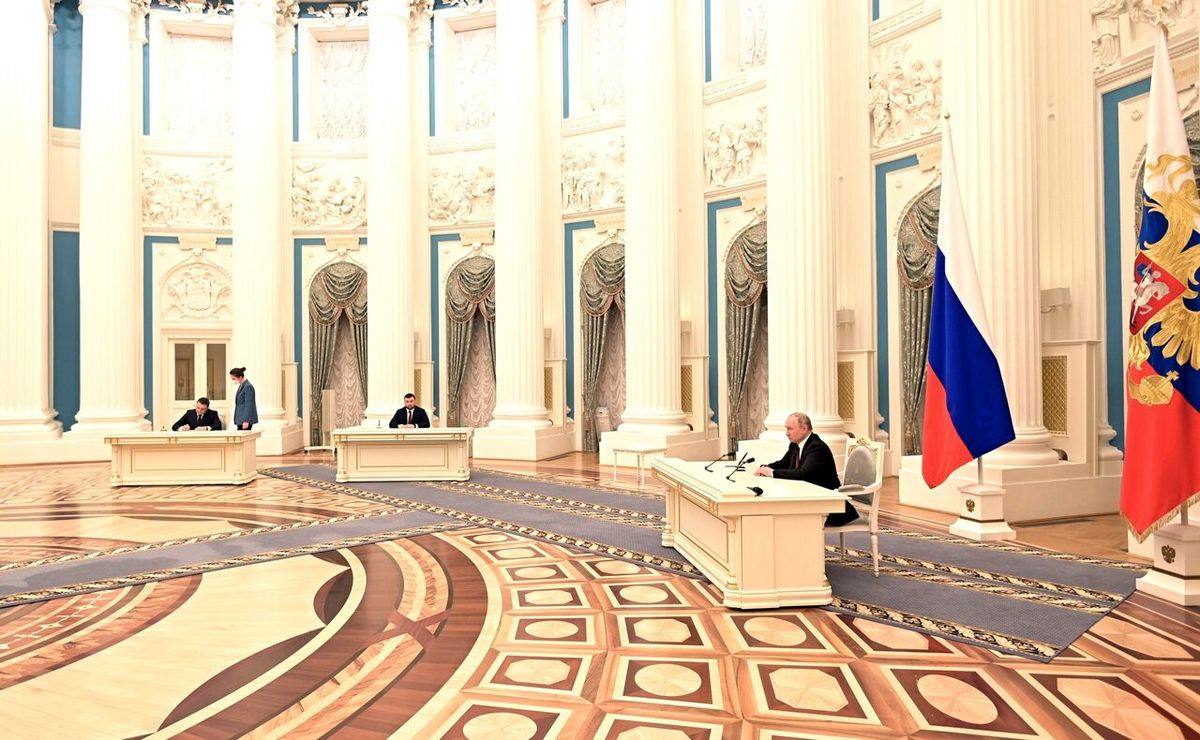 روسیه با جمهوری‌های دونتسک و لوگانسک روابط دیپلماتیک برقرار کرد