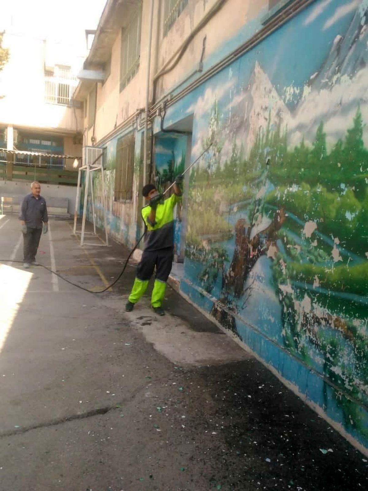 شستشو و پاکسازی نماهای شهری شمال شرق پایتخت