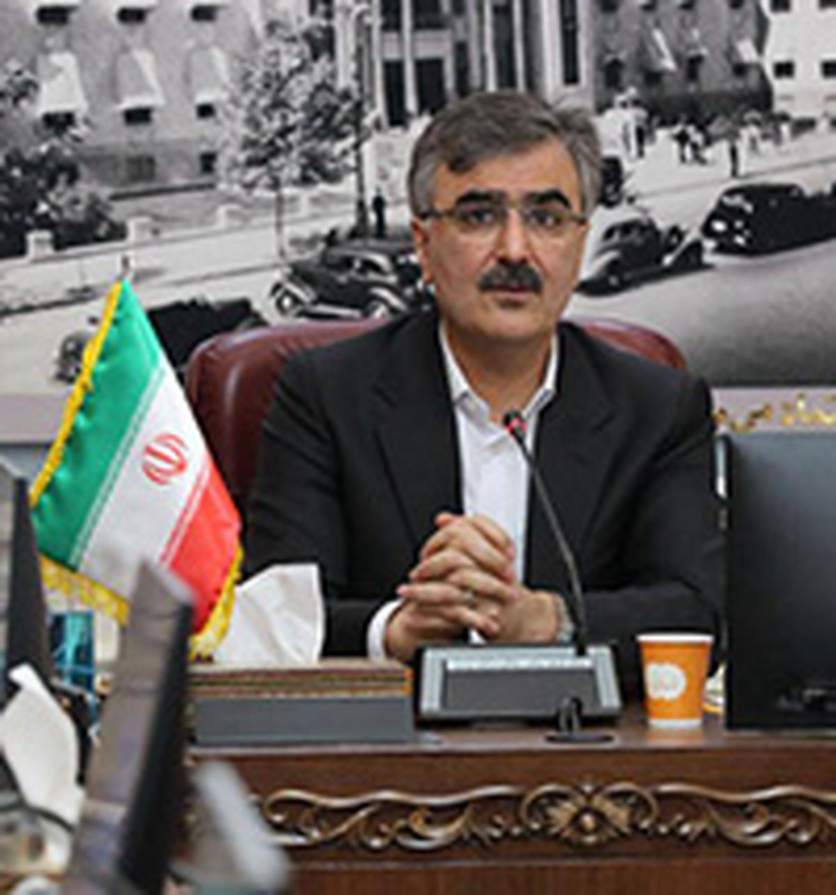 خروج از بنگاهداری، استراتژی قطعی بانک ملی ایران است