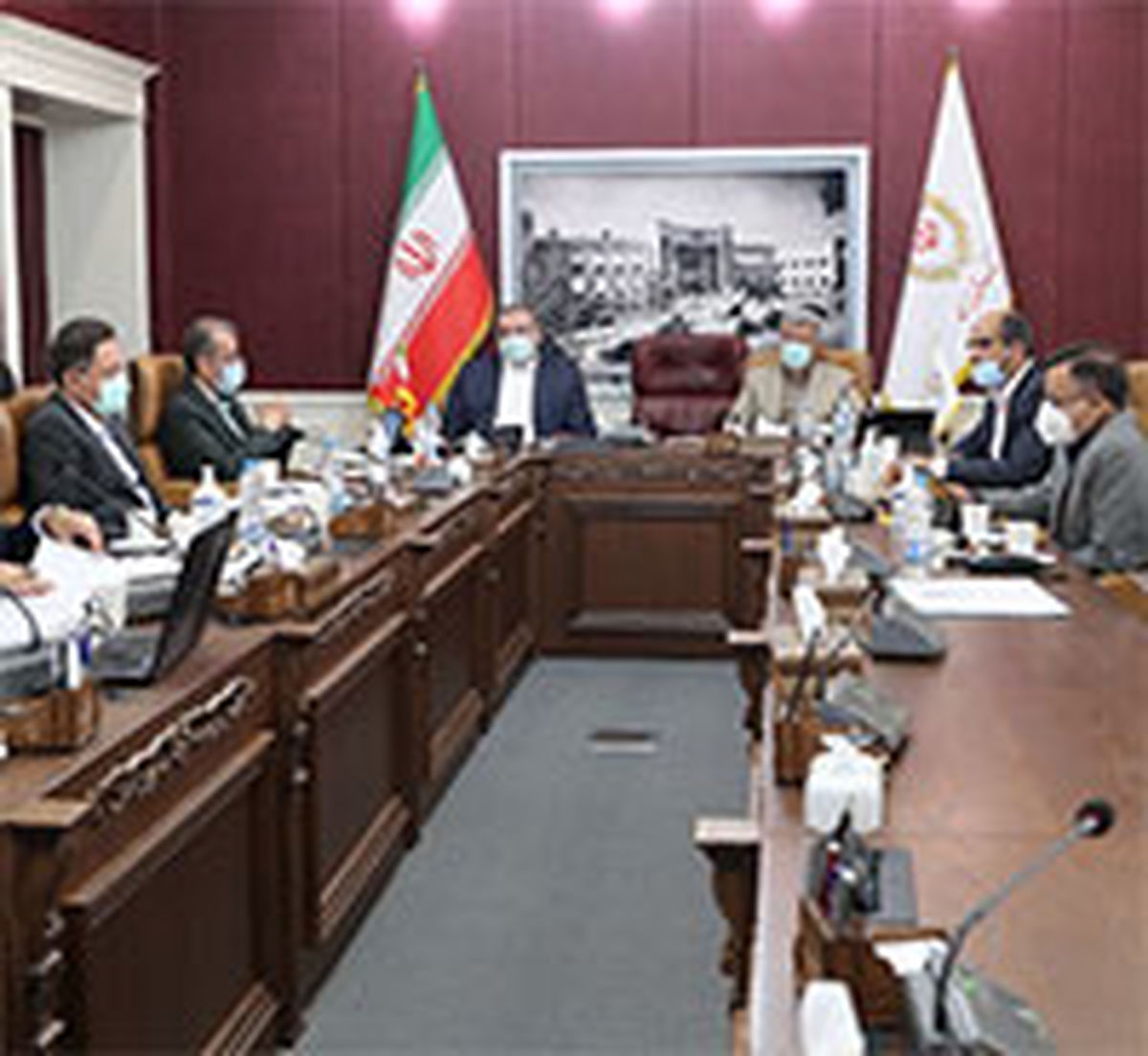 حسین زاده تأکید کرد: ارائه خدمات بانک ملی ایران در ایام انتخابات تقویت می شود