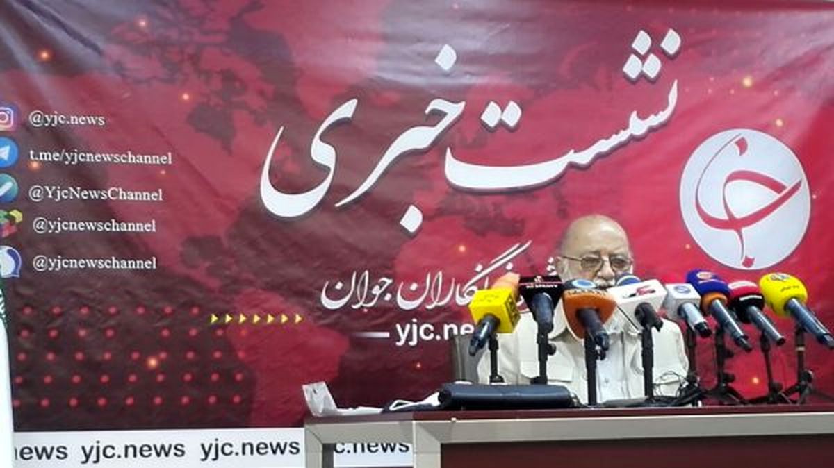 چمران:مدیرانی که توانمند باید به کار خود ادامه دهند.