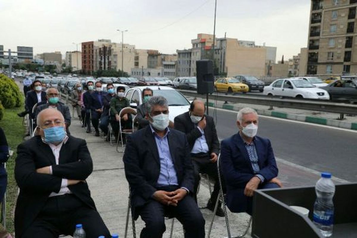 تندیس شهید احمد سوداگر در بزرگراه محمدعلی جناح تهران رونمایی شد