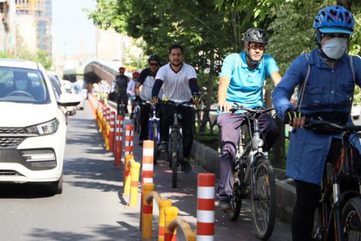 ترویج فرهنگ دوچرخه سواری همزمان با روز جهانی دوچرخه