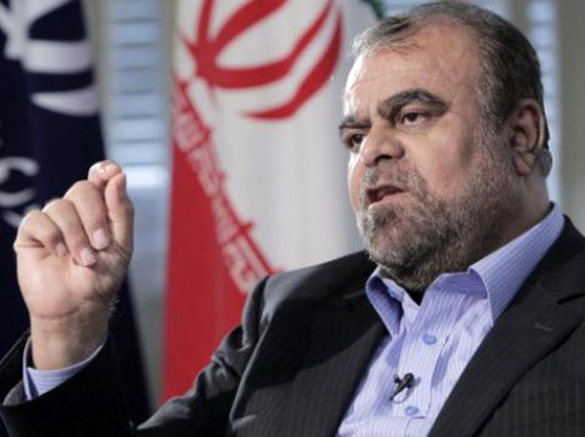 انتقادوزیر راه و شهرسازی از عملکرد برخی مسئولان راهآهن جمهوری اسلامی ایران