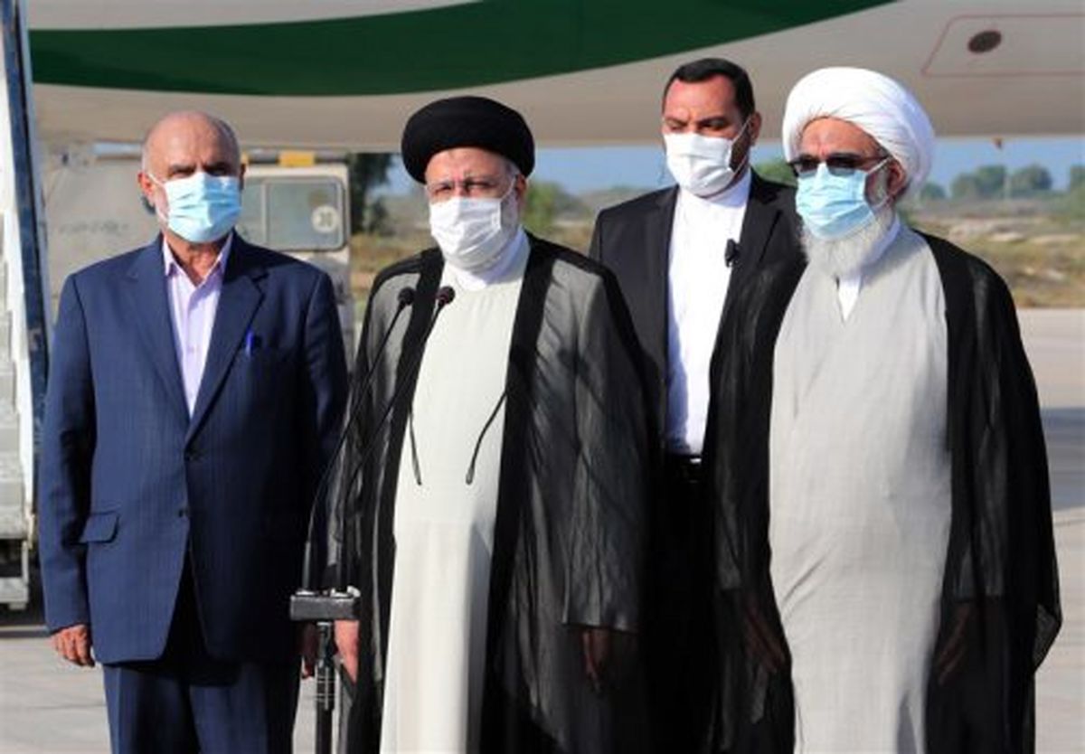 رئیسجمهور: گامهای ماندگاری برای رفع محرومیتهای بوشهر برداشته میشود