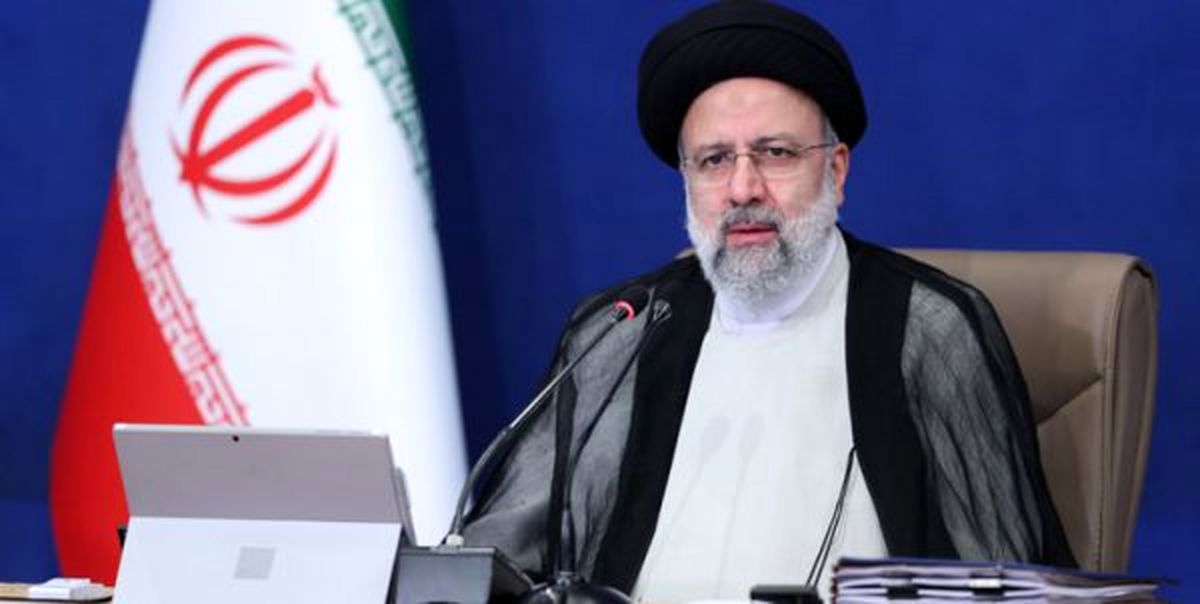 آیتالله رئیسی: معاونان، دفتر و وزرا خط قرمزم نیستند
