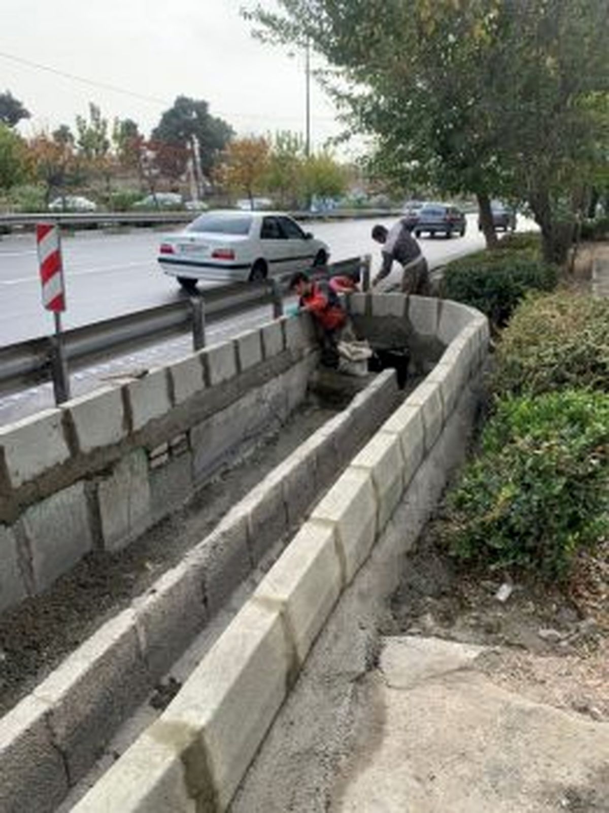 تداوم بهسازی انهار و شبکه آبهای سطحی معابر شمال شرق تهران