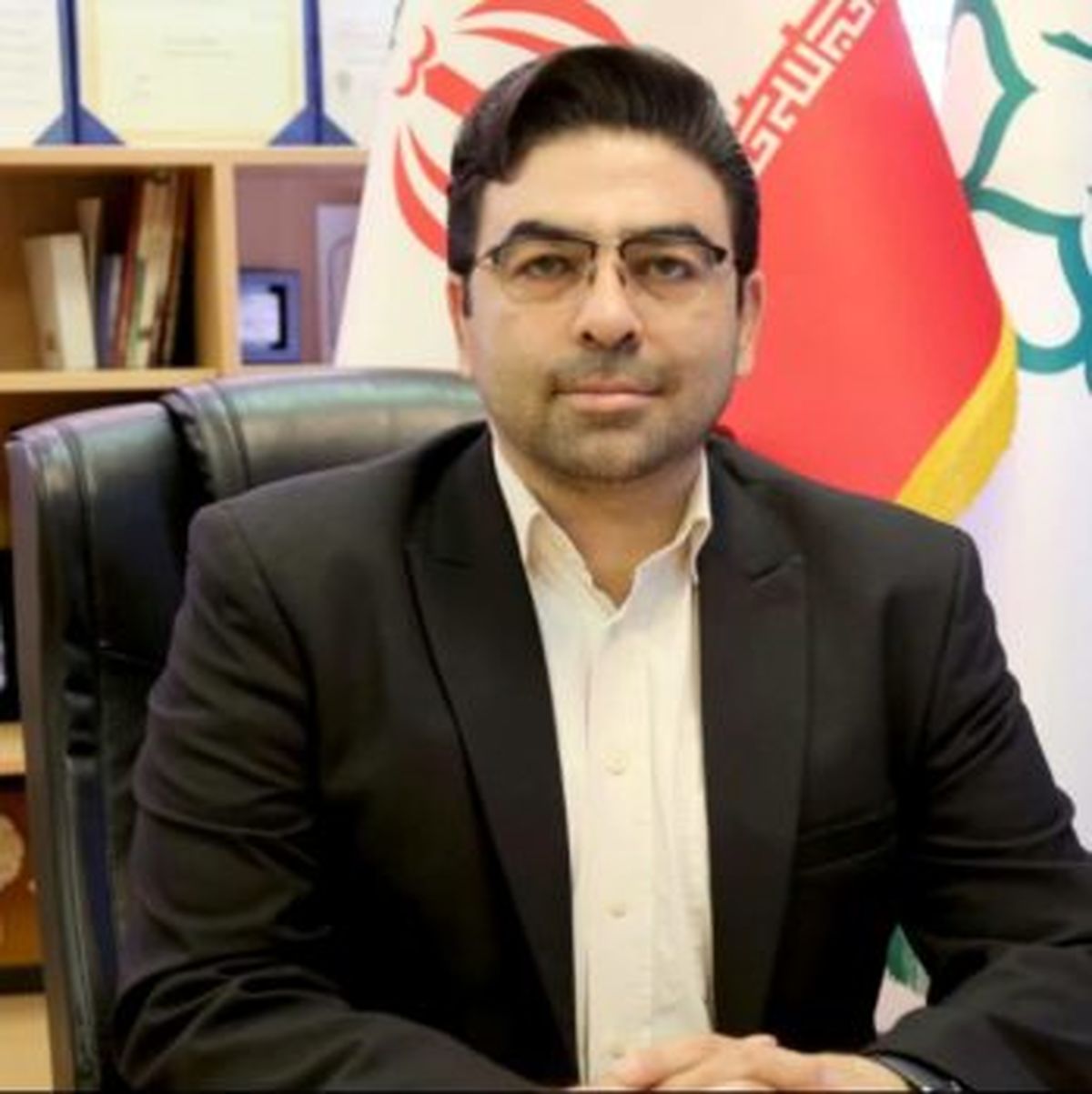 خرید ملک مجاور خانهموزه اخوان با تایید وجود دیوار مشترک قابل مذاکره است