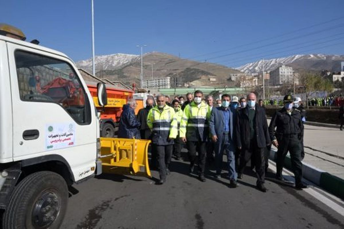 مانور برف روبی شهرداری منطقه یک برگزار شد