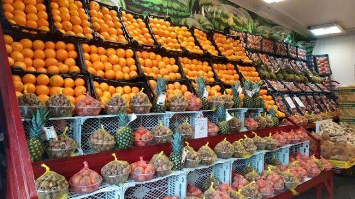 قیمت روز انواع میوه در میادین به فاصله ۱۰ روز تا شب یلدا