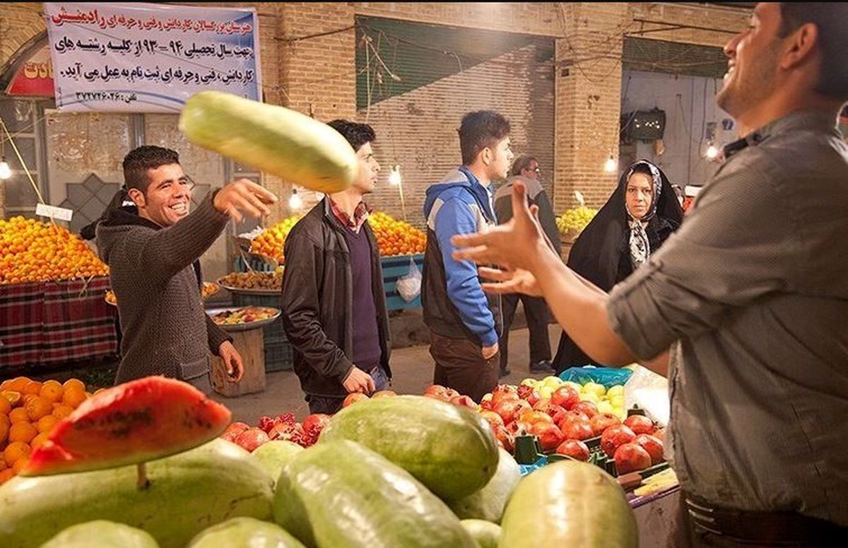 شب یلدا برای خانواده ۴ نفره چند تمام میشود؟
