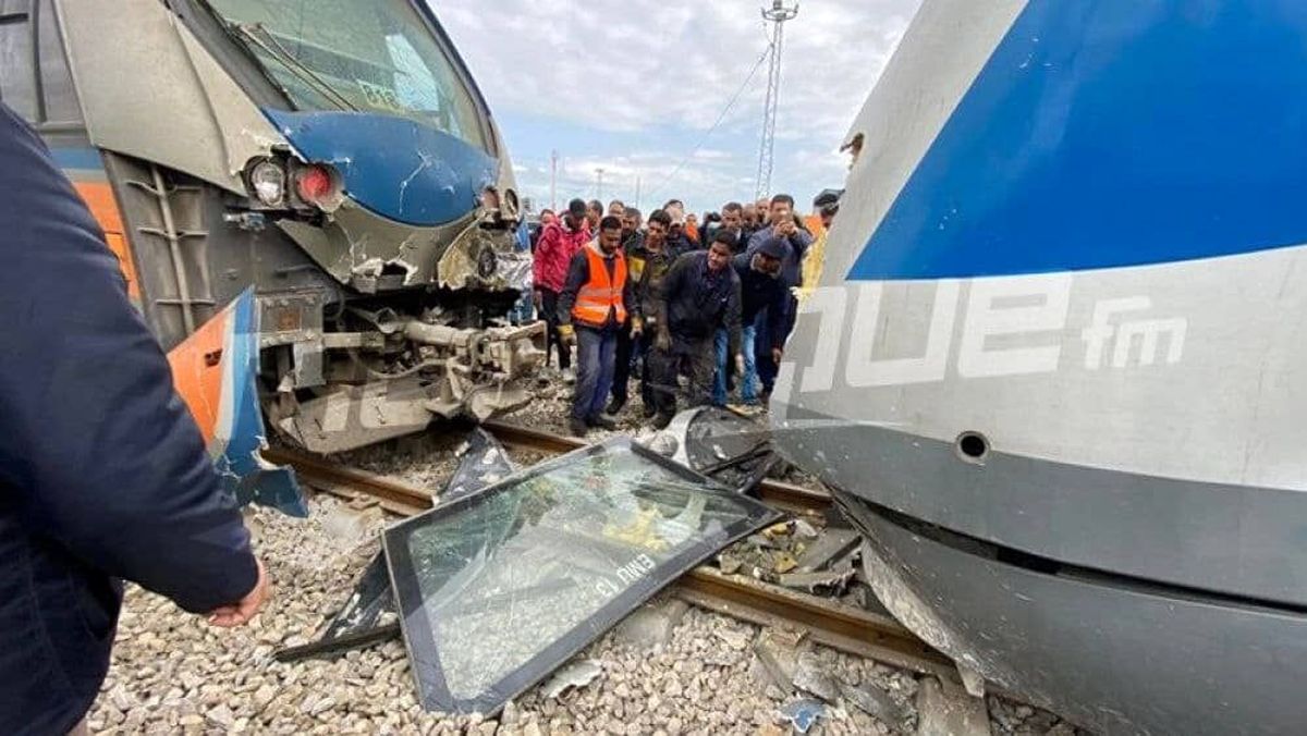 حادثه برخورد دو قطار در تونس ۹۵ زخمی بر جا گذاشت