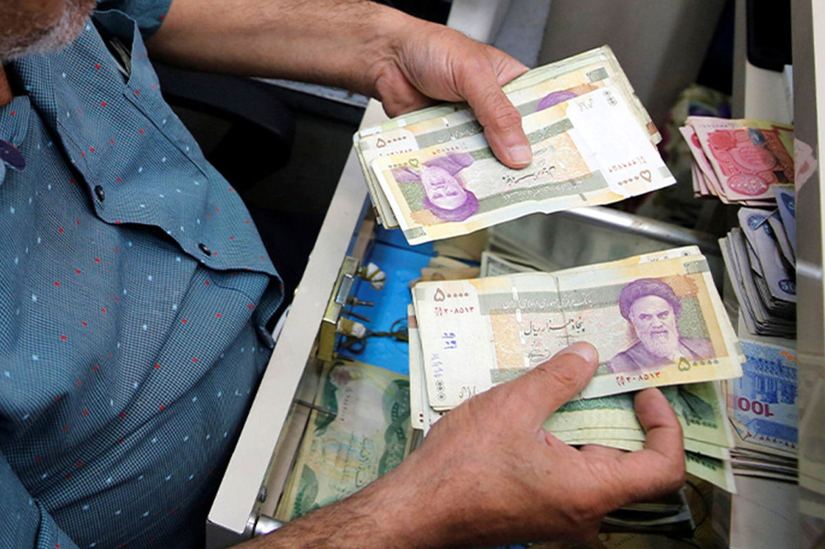 کارگران ساعتی و پارهوقت امسال چهقدر عیدی میگیرند؟