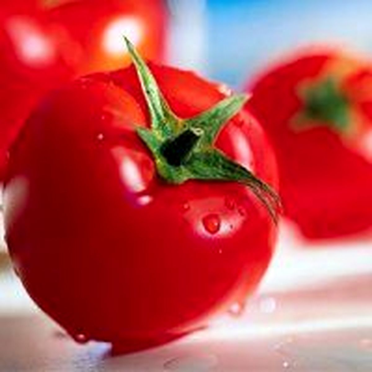 خواص شگفت انگیز گوجه فرنگی در درمان مشکلات پوستی + طرز تهیه
12 ماسک خاص