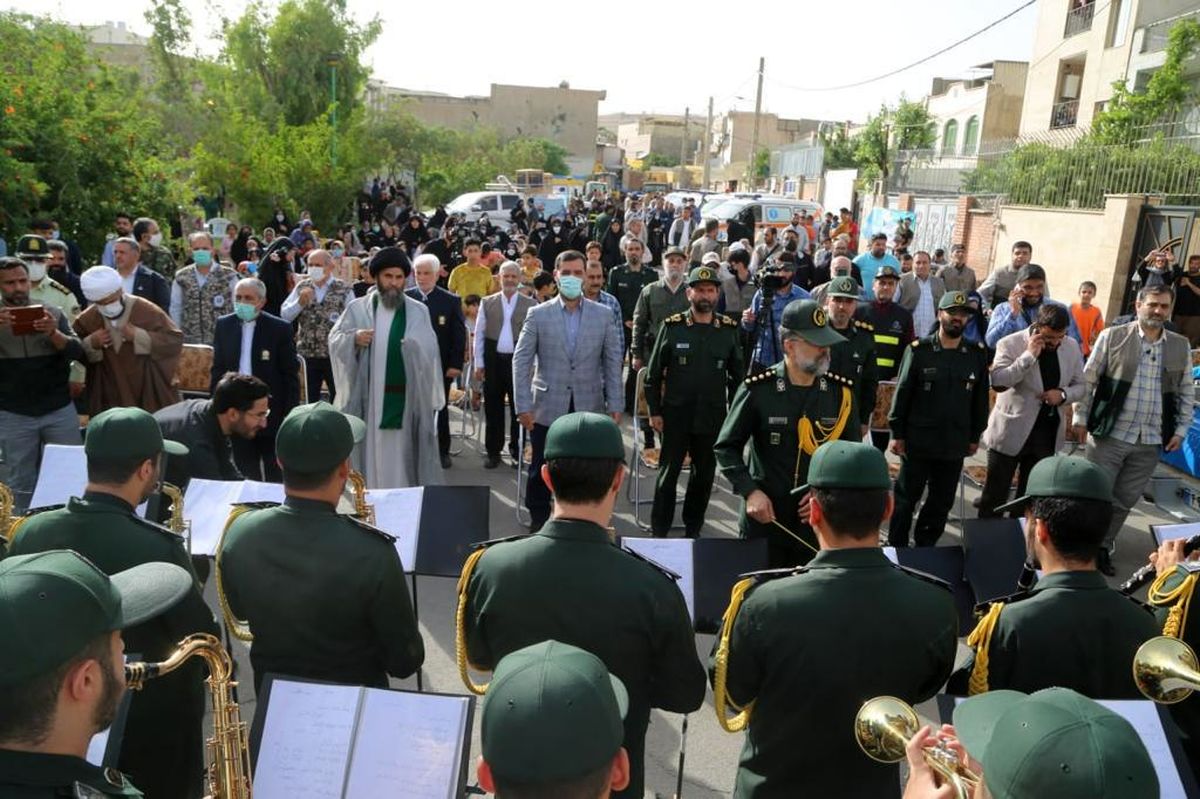 اجرای چهارمین رزمایش جهادی محرومیت زدایی در محله شهید مظاهری منطقه ۱۵