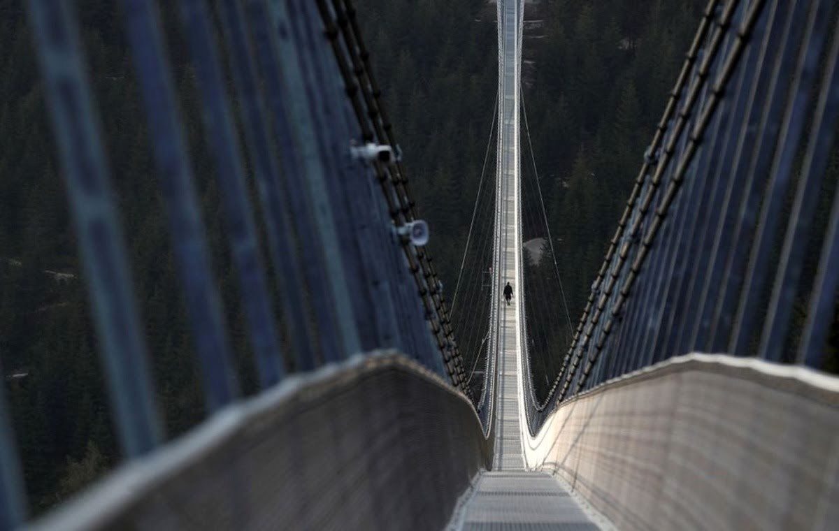 طولانی ترین پل جهان در کدام کشور است؟
