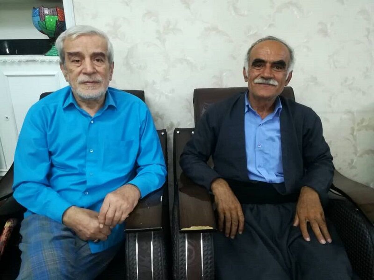 دانشآموز و معلم پس از ۵۸ سال با هم دیدار کردند+عکس