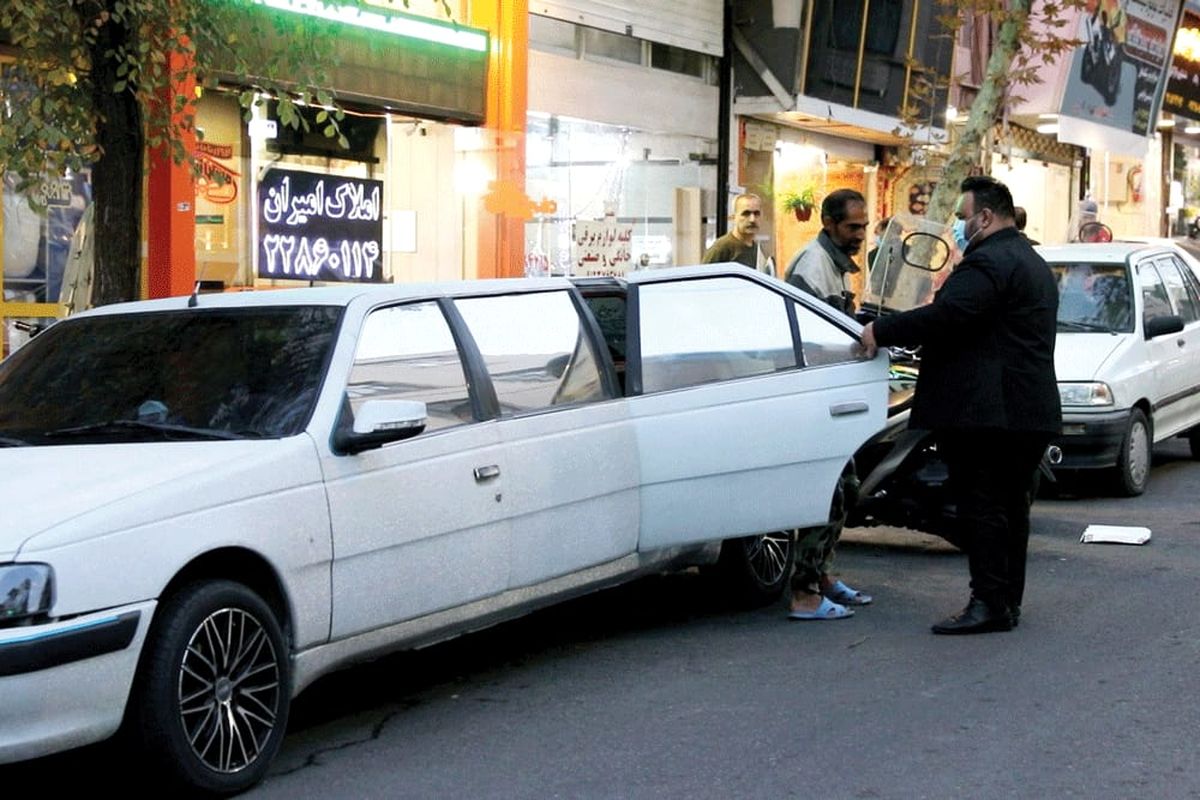 لیموزین آرزوها در خیابان های تهران  اینجا مهمان هایی خاص دعوت هستند