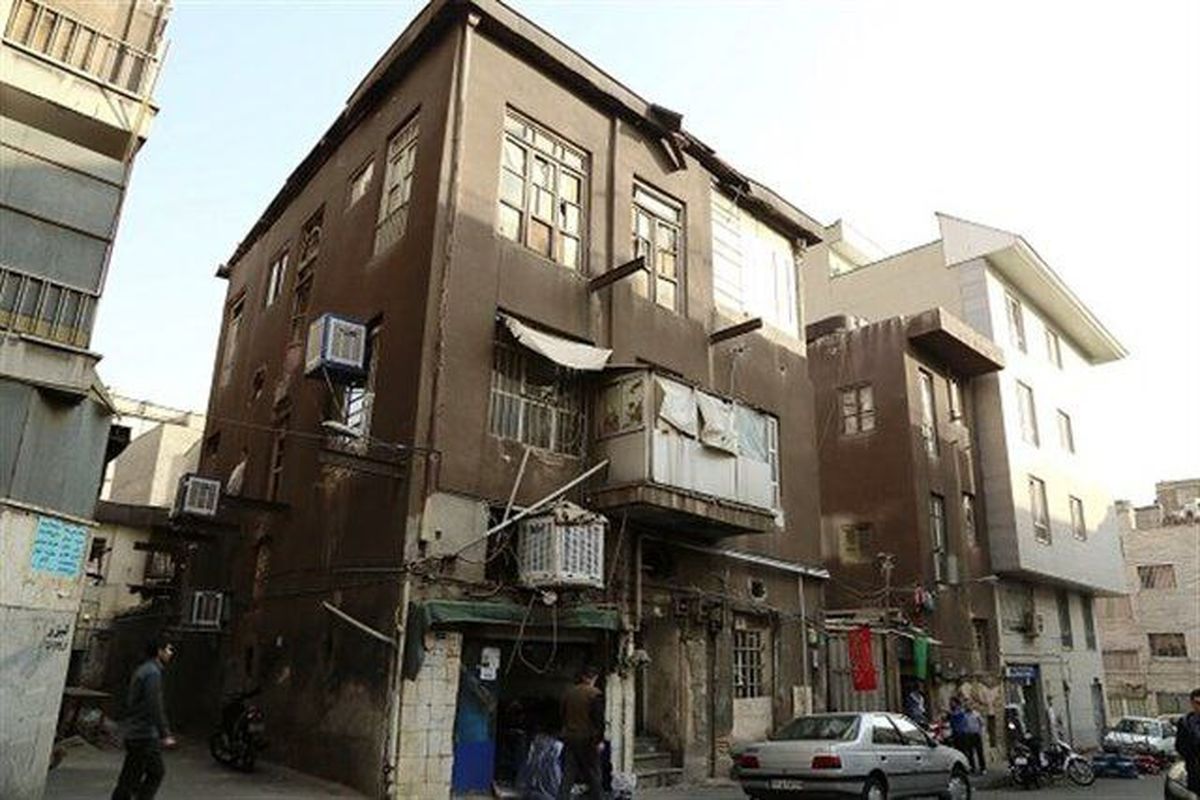 آب و برق ساختمانهای ناایمن قطع میشود