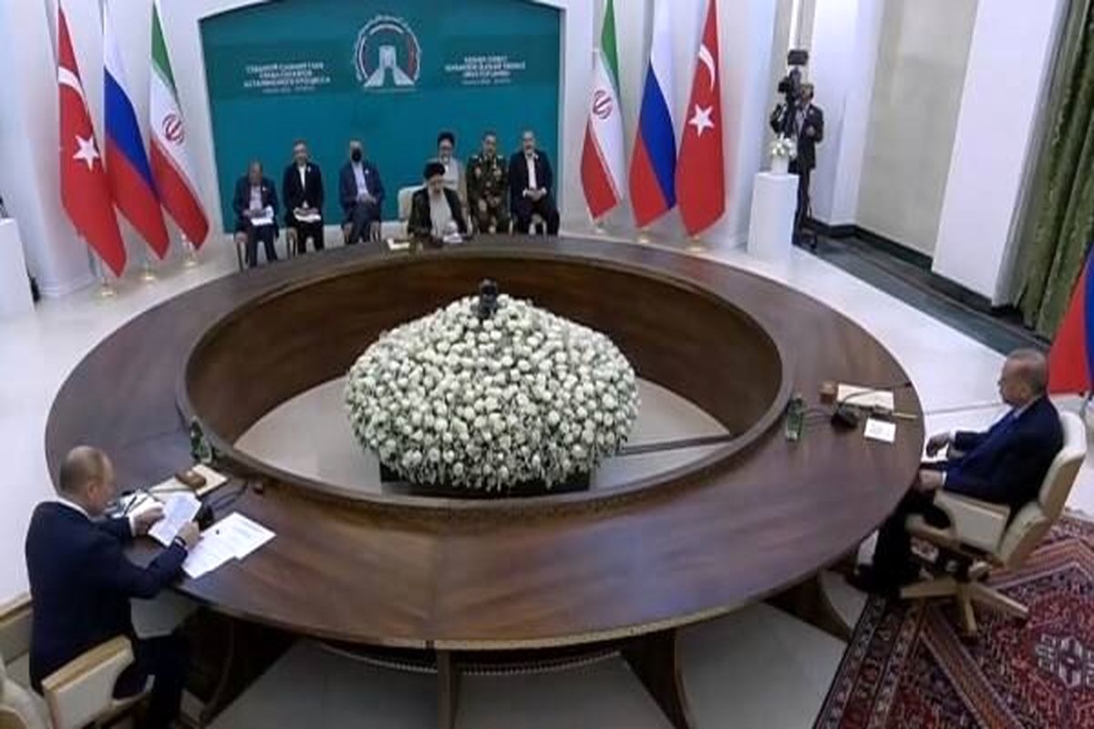 رئیسی: روند آستانه چارچوبی موفق در حل و فصل مسالمت آمیز بحران سوریه است