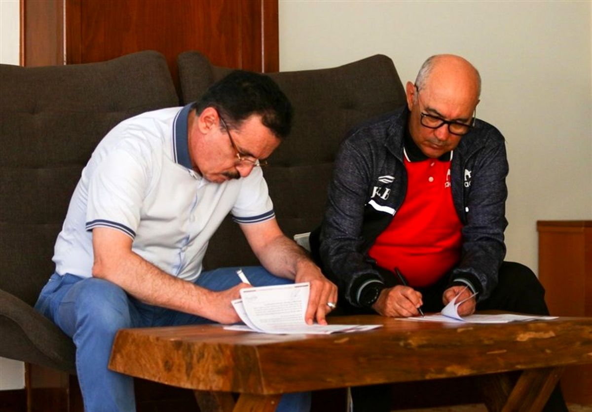 قرارداد بردیف با تراکتوری‌ها امضا شد