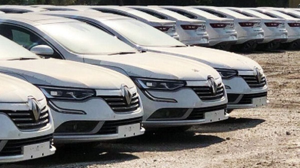 در گمرک، قطعات خودرو را به سرقت میبرند