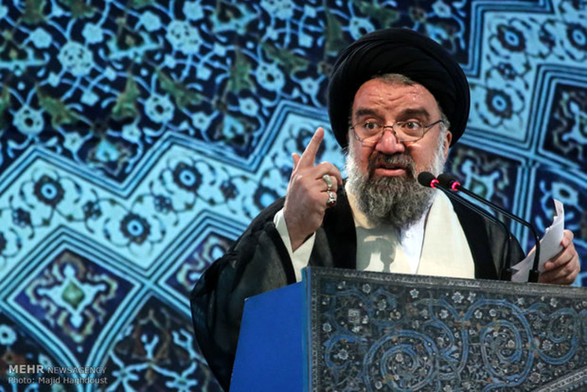 آیت الله خاتمی: کسی که برای خدا حریم نگه دارد در فتنهها غرق نمیشود
