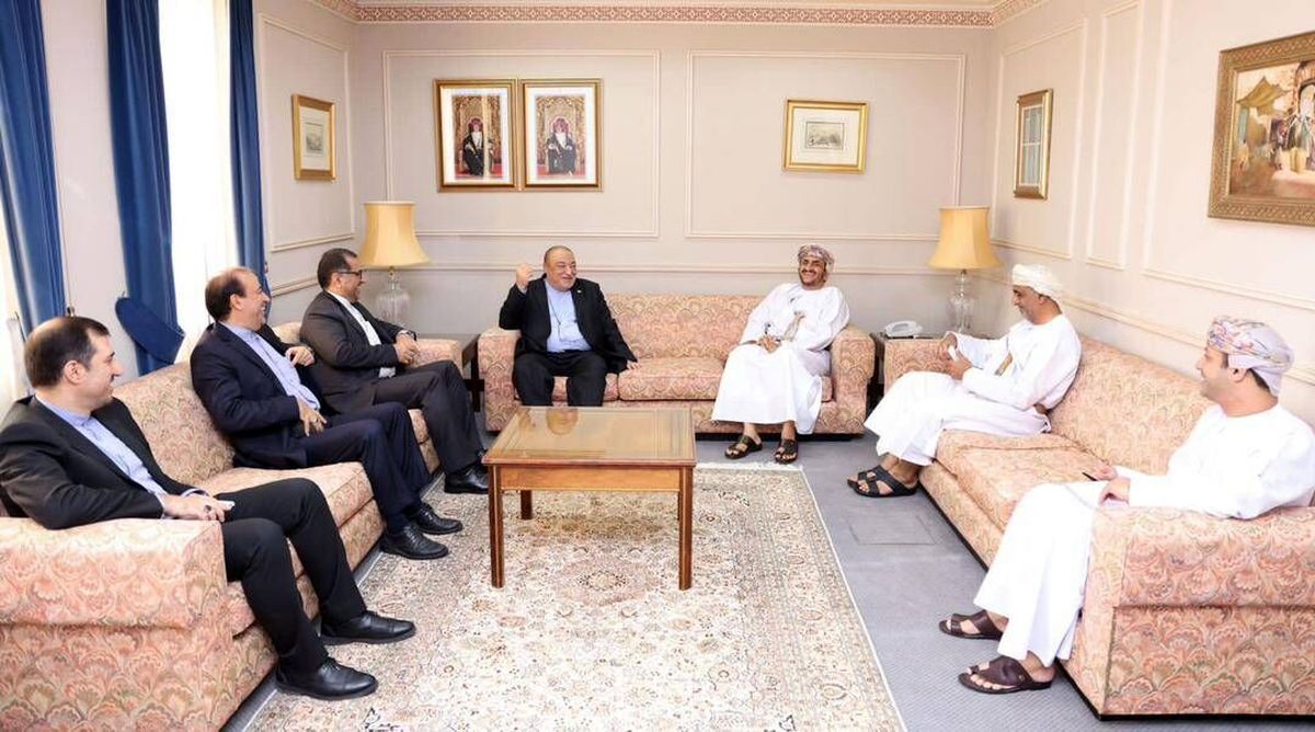 معاون دیپلماسی اقتصادی وزارت امور خارجه به عمان سفر کرد