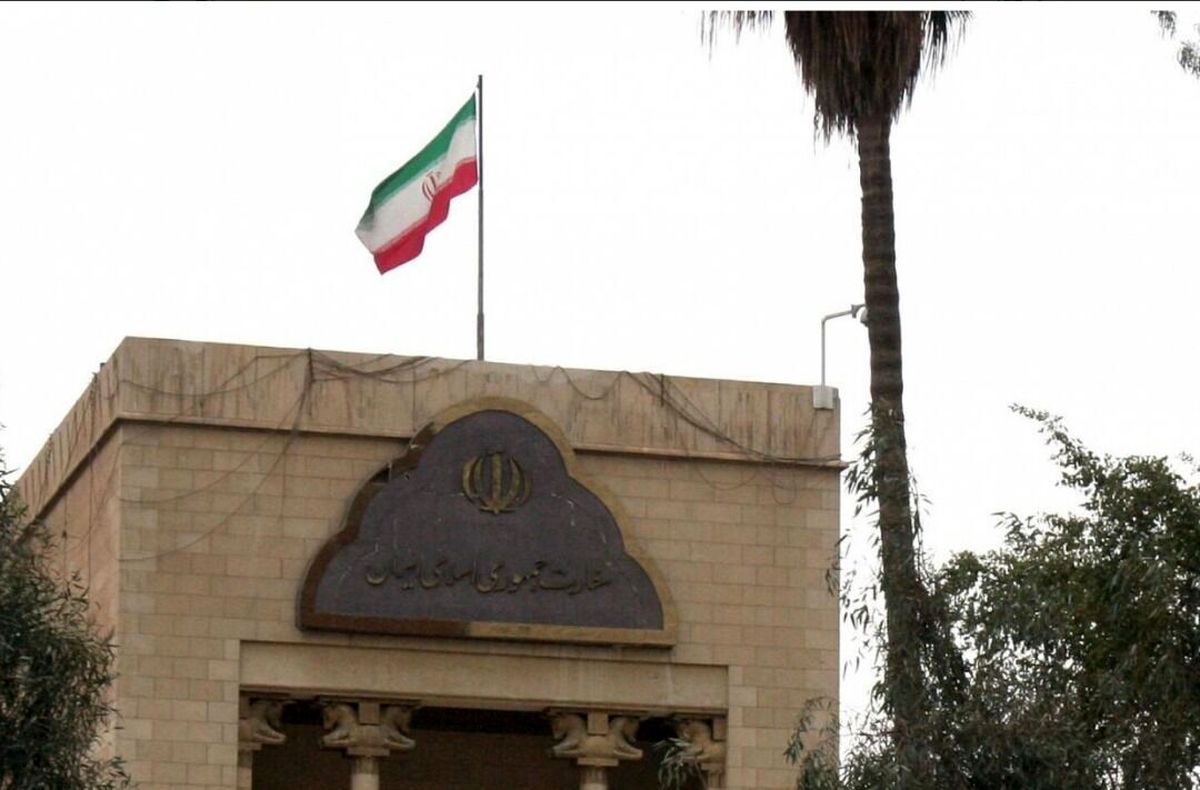 از سفارتخانههای ایران چه میخواهند؟