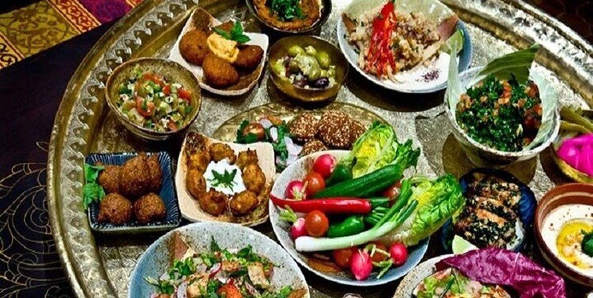 توصیههای تغذیه ای برای روزه داران در ماه رمضان