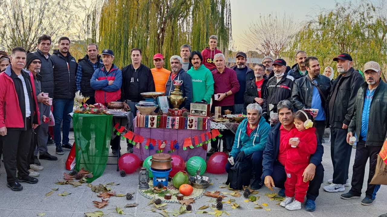 ورزش صبحگاهی با طعم و رنگ یلدایی ورزش صبحگاهی با طعم و رنگ یلدایی