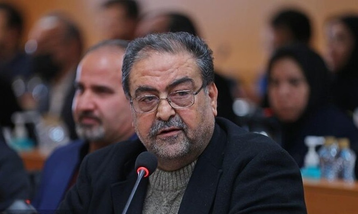 نبی بیدهندی: دانشجویان با حضور در دورههای جدید دانشکده محیط زیست با عملیات آشنا میشوند